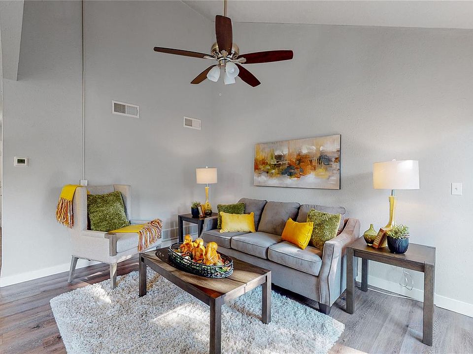 Steeplechase At Fox Creek Condominiums 12320 Colorado Blvd Thornton CO Zillow Apartments