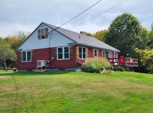 583 Mount Ephraim Rd, Searsport, ME 04974