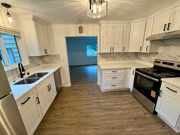5th image of 11854 3rd Ave S