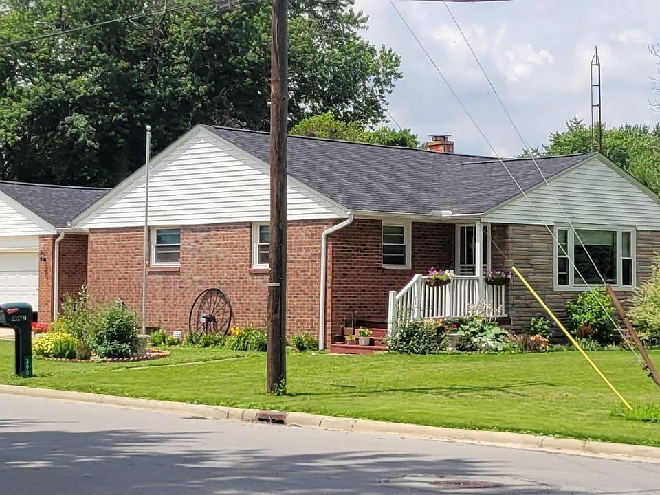 2nd image of 3907 Columbus Ave