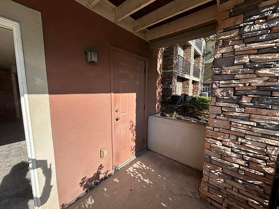 4th image of 242 E Spencer Peak Way S #G2