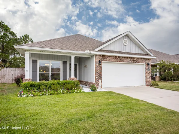 7273 Barley Dr, Ocean Springs, MS 39564