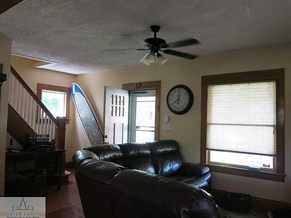 3rd image of 200 N Francis Ave