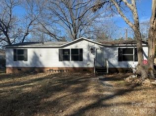 373 Griggs Rd, Clover, SC 29710