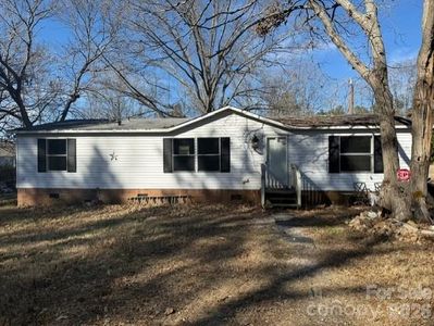373 Griggs Rd, Clover, SC, 29710