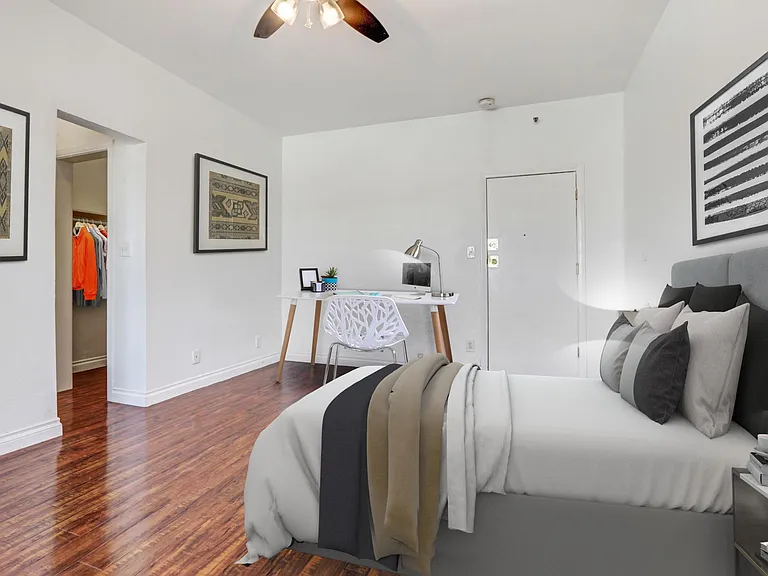 Unit 309 Main Room