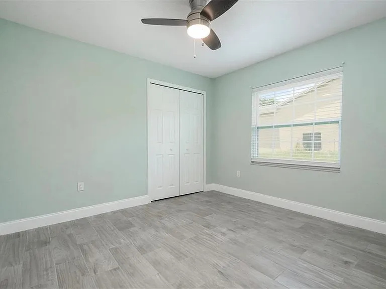 1184 Woodman Way — Photo 12