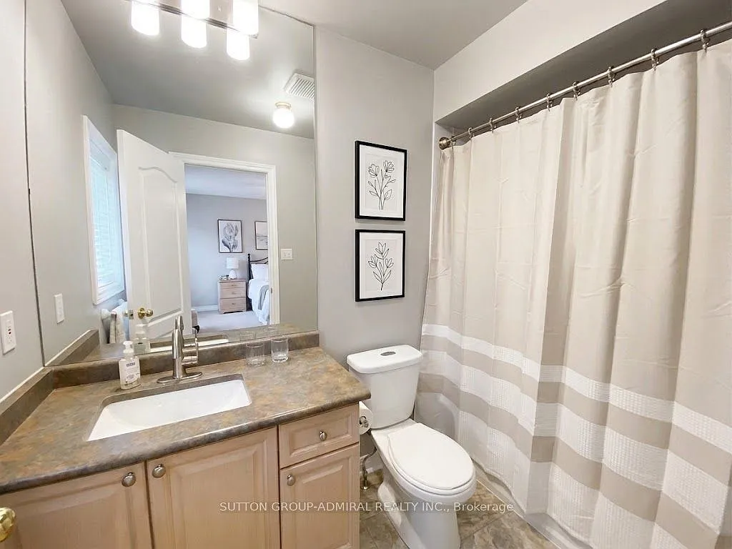 3 bed, $1,000 — Photo 3