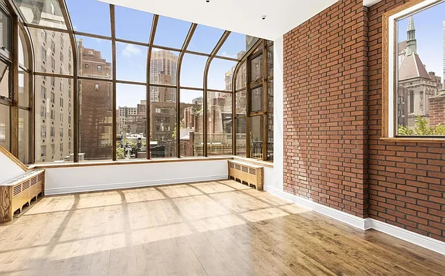 Sold by Compass | media 13