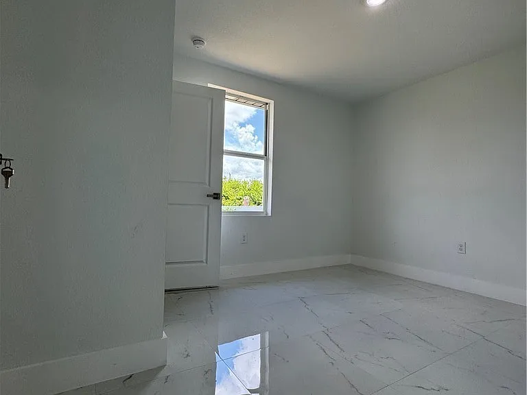 3015 4th St SW — Photo 32