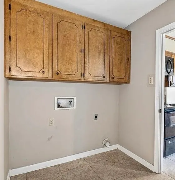 121 Carriage Square Dr — Photo 10
