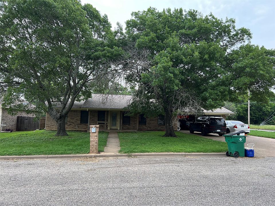 1st image of 501 Spring Meadow St