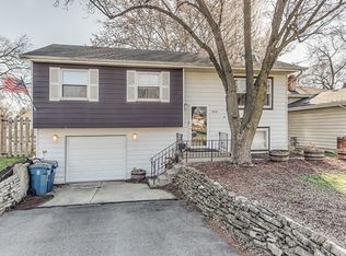 3911 N Washington St, Westmont, IL