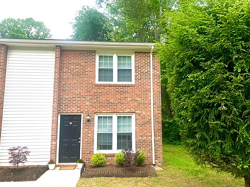 510 Lusardi Dr Photo 1