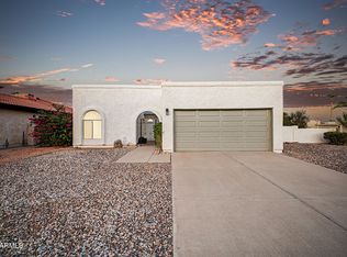 26621 S Shumaker Dr, Sun Lakes, AZ 85248