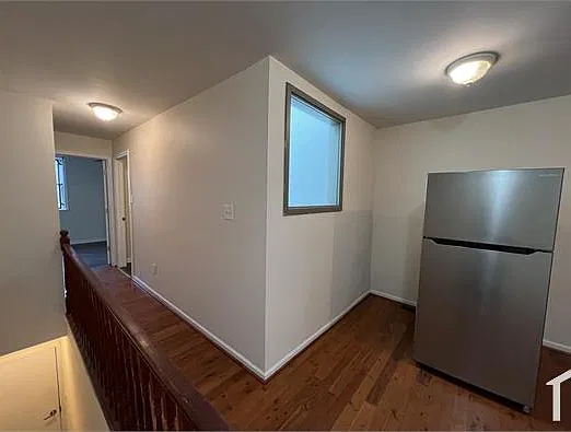 3 bed, 1000 sqft, $1,550 — Photo 3