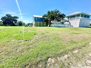 125 Vista Dr #17, Pass Christian, MS 39571