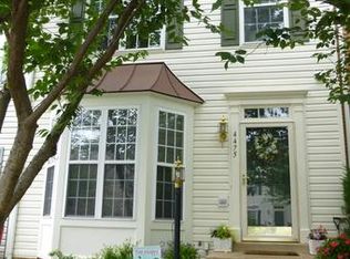 4475 Torrence Pl, Woodbridge, VA 22193