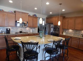 12551 Meadowlark Ln, Broomfield, CO 80021