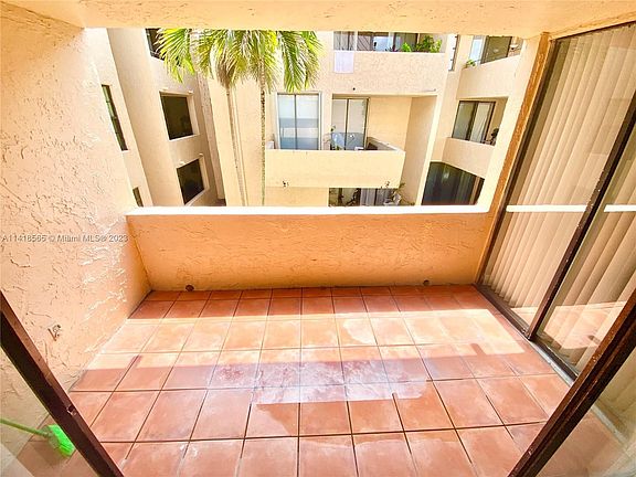 4th image of 10400 SW 108th Ave APT A315