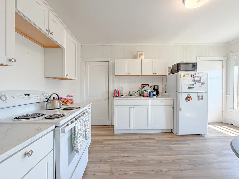 57 Saint Lawrence St #3 — Photo 33