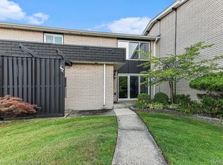 30155 Lorraine Ave UNIT 4, Warren, MI 48093