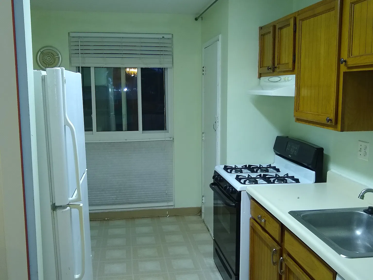 1 bed, 763 sqft, $1,700 — Photo 2