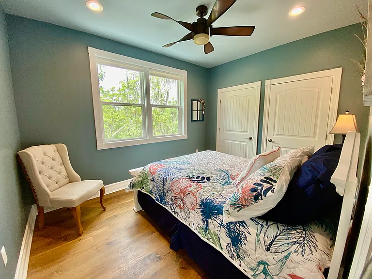 424 Lake Mirror Dr #2 — Photo 28