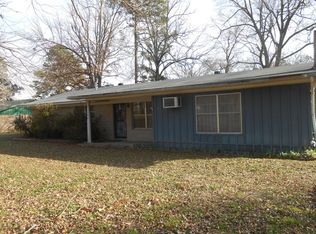 104 Maryland Dr, Texarkana, TX 75501