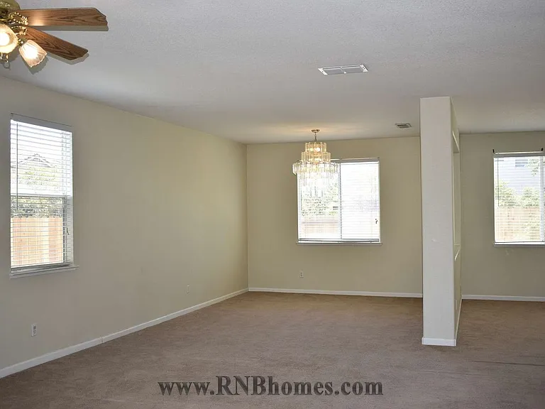 6301 Bluebill Ct — Photo 3