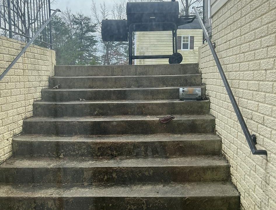 Steps to backyard