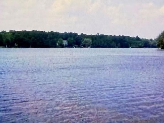 2nd image of 190 E Shore Dr