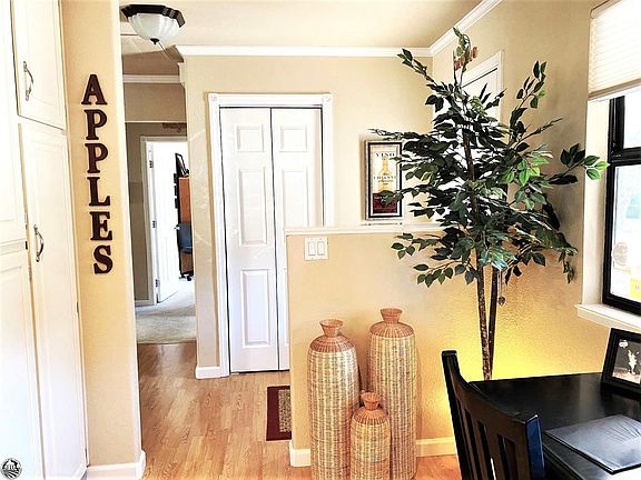 4th image of 12904 Green Valley Cir #411