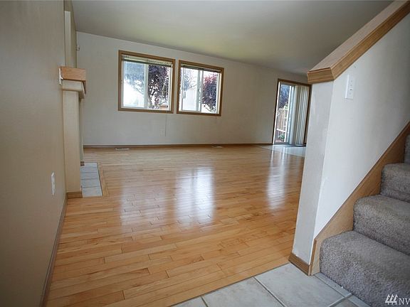 5th image of 1410 102nd St E