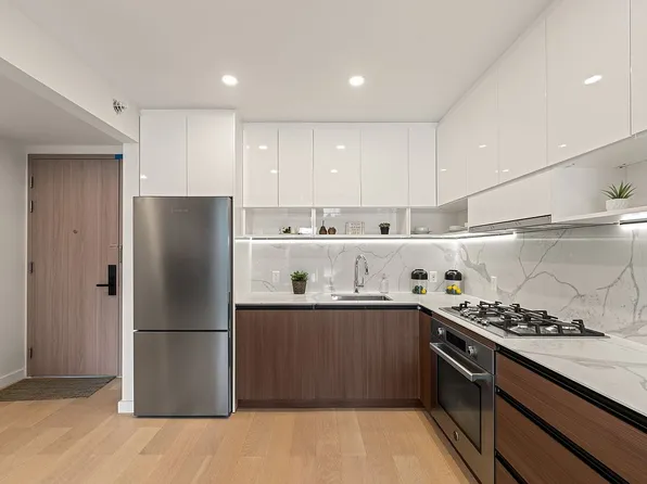 144-49 Northern Blvd #728, Flushing, NY 11354
