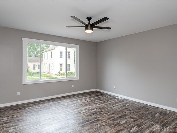 4th image of 24 McClure St