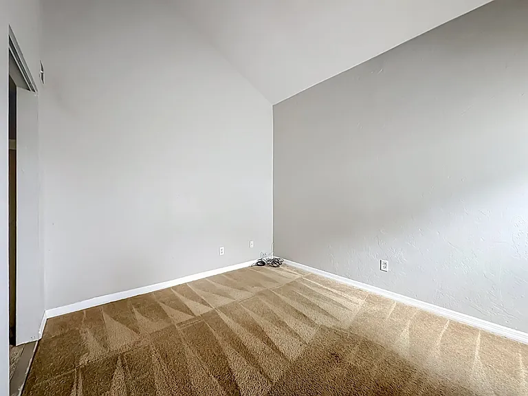 2857 Wonderwood Ln — Photo 23