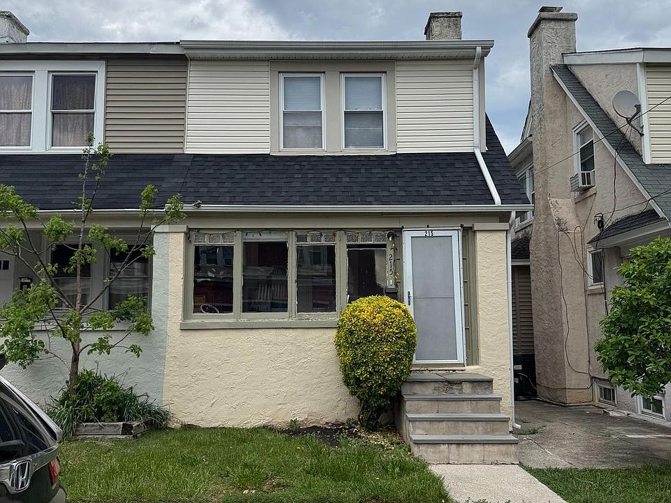 2nd image of 215 E Brown St