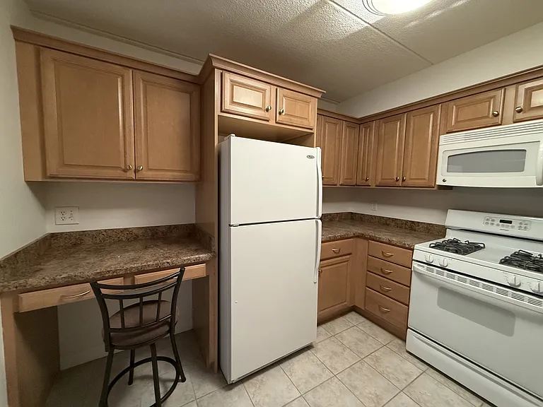 1550 Worcester Rd #304 — Photo 3