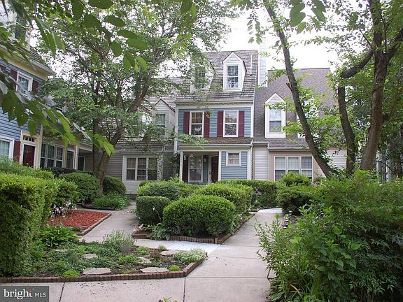 3rd image of 12813 Mill Brook Ct