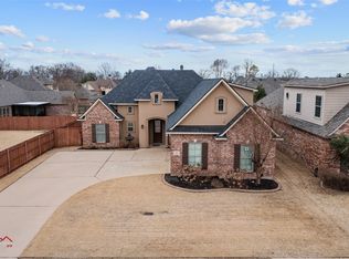 123 Ironwood Dr, Bossier City, LA 71111
