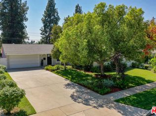 22942 Arminta St, Canoga Park, CA 91304