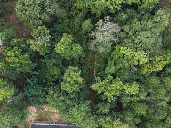 2nd image of 7387 Old Salem Rd