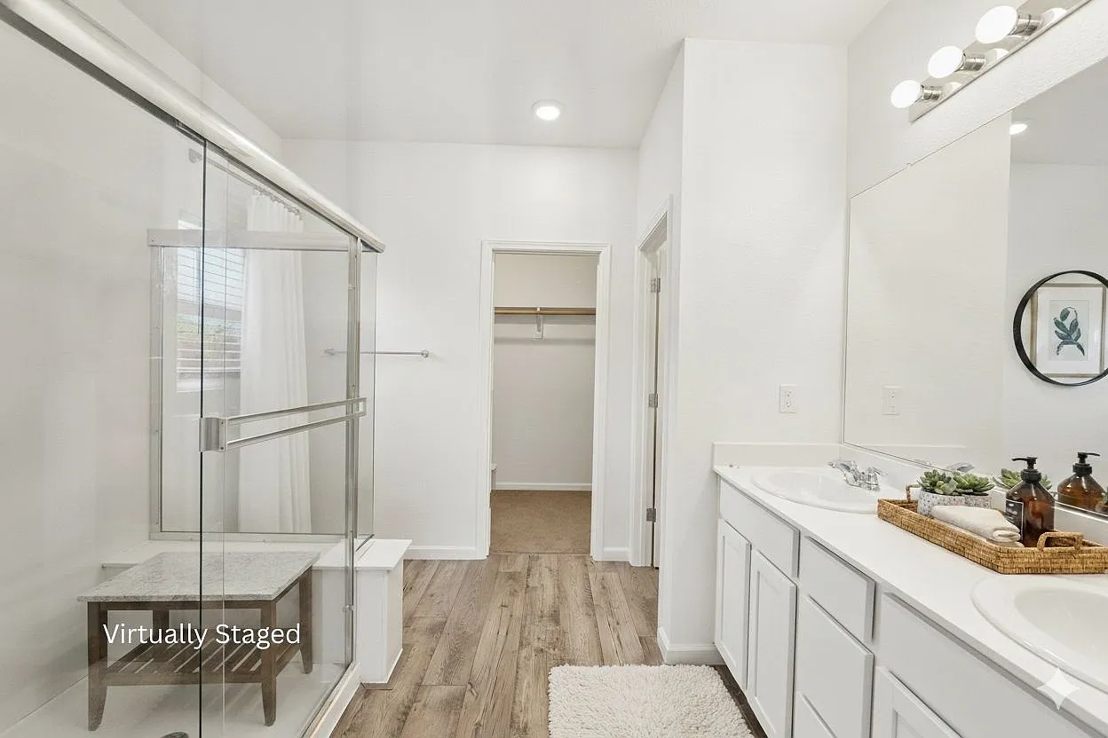4 bed, 1959 sqft, $3,400 — Photo 3