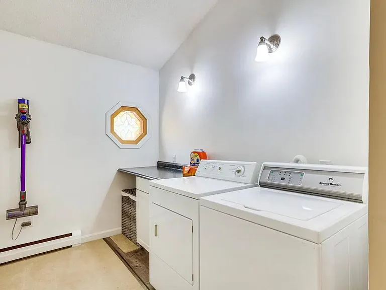 37 Pinecrest Dr #A — Photo 14