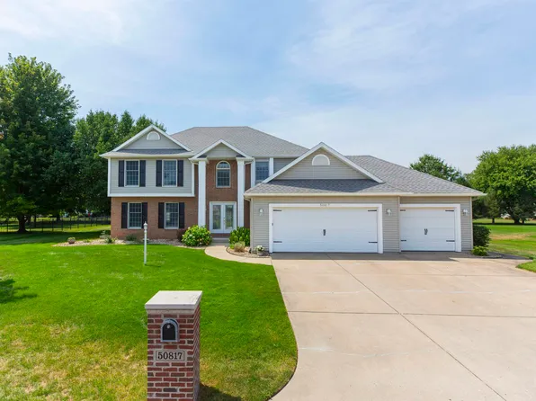 50817 Stonebridge Dr, Granger, IN 46530