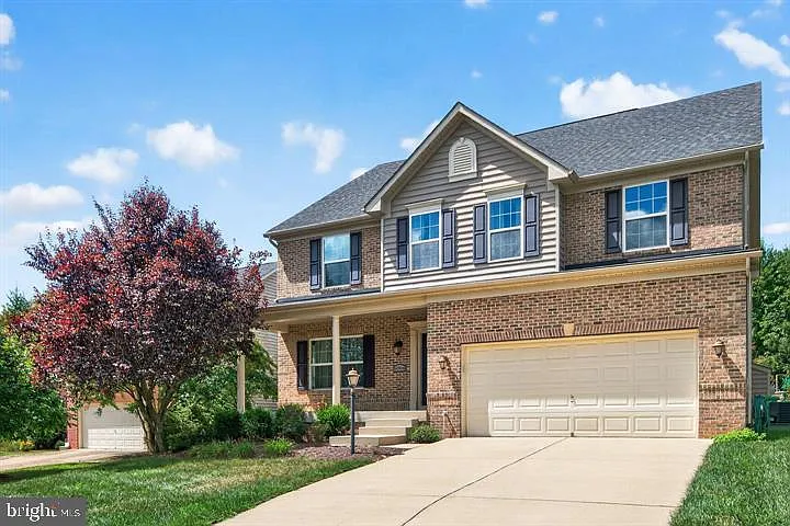 4 bed, 4.0 bath, 3244 sqft, $5,000 — Photo 2