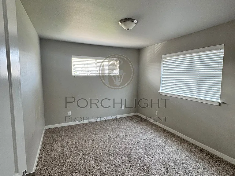 8841 Line Rd #3 — Photo 20