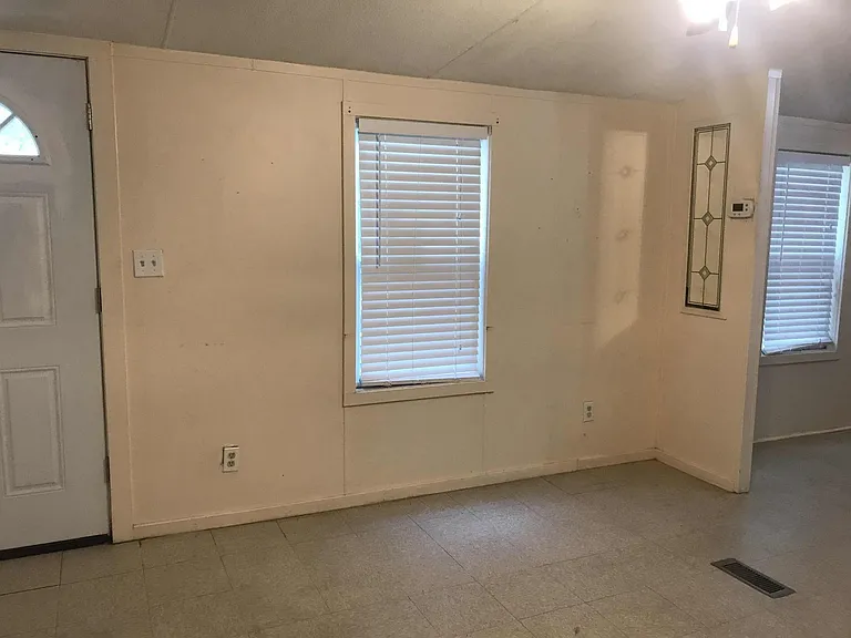 122 Pixie Cir — Photo 4