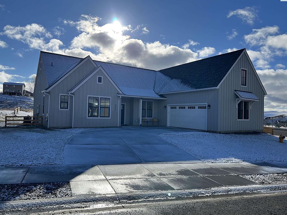1st image of 1275 NW Kamiak Ct